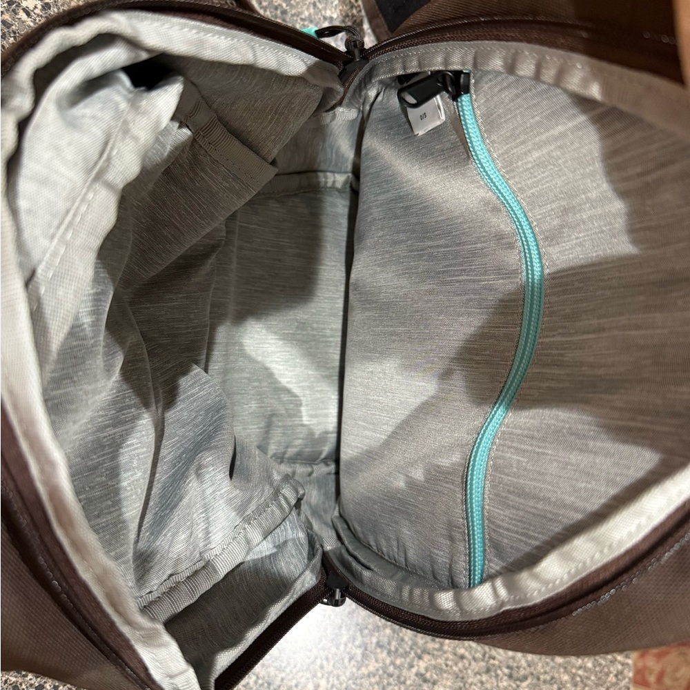 Sherpani Vespa Mini Backpack Travel Bag RFID protection - Picture 4 of 4